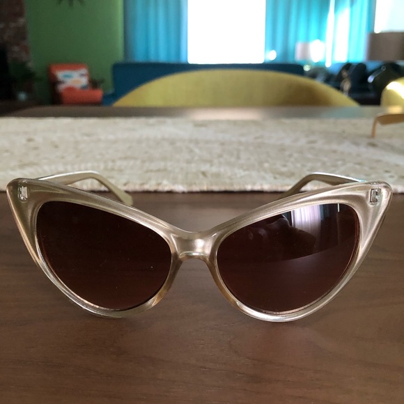 Fun non-prescription glasses - Picture 11 of 14